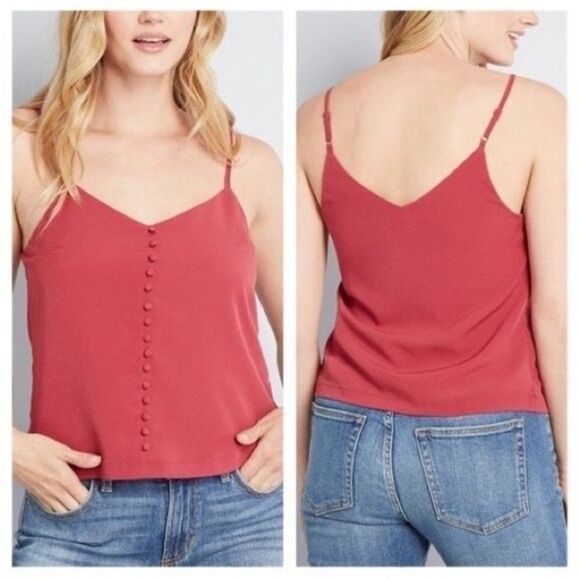 2 for $30 MODCLOTH Muted Magenta Button
Up Camisole - Picture 9 of 9